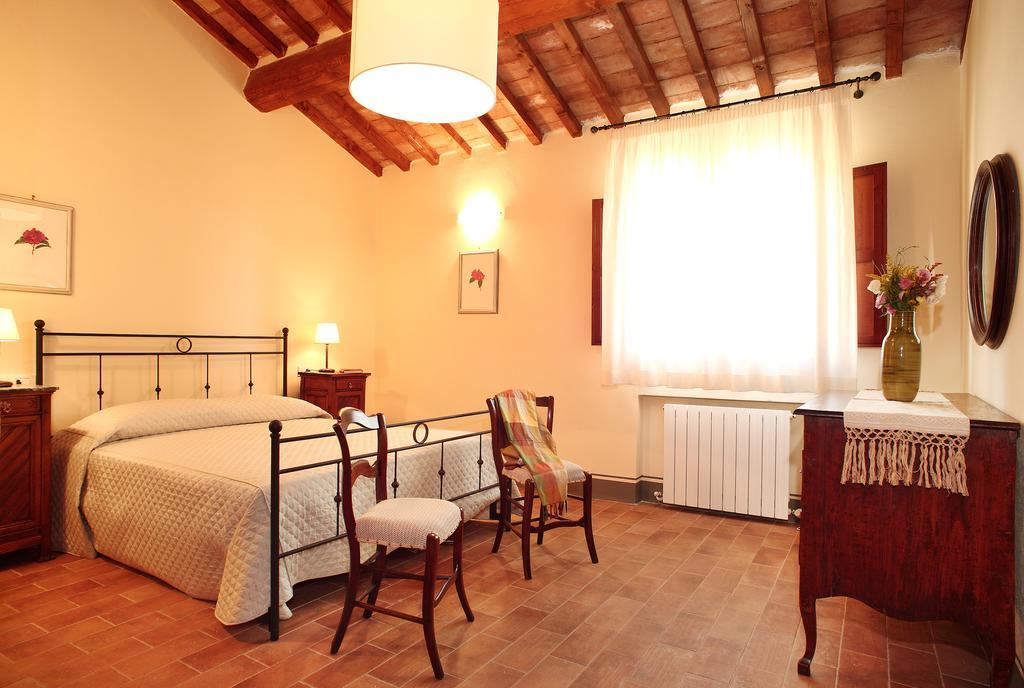 Agriturismo Il Poggione Montalcino Habitación foto